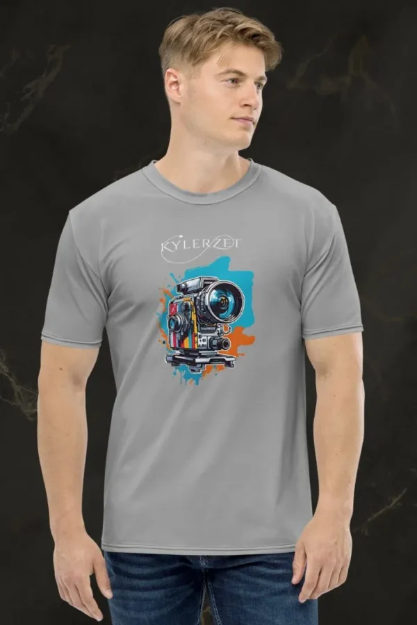 Kylerzet: Snap & Style - Colorful Camera Graphic Tee