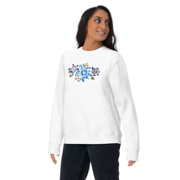 Flora-Made Turtle Embroidery Organic Cotton Sweatshirt